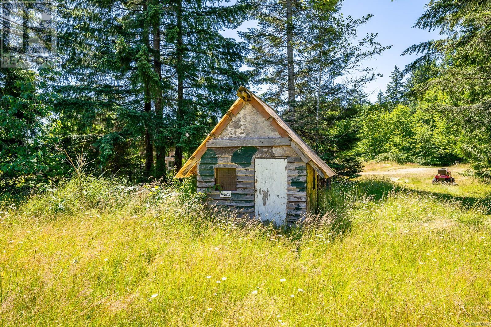 7758 Island Hwy S, Fanny Bay, British Columbia  V0R 1W0 - Photo 74 - 978699