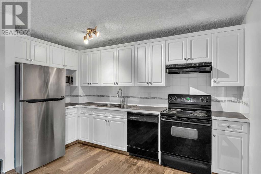 23a Ranchero Bay Nw, Calgary, Alberta  T3G 1B6 - Photo 7 - A2181002