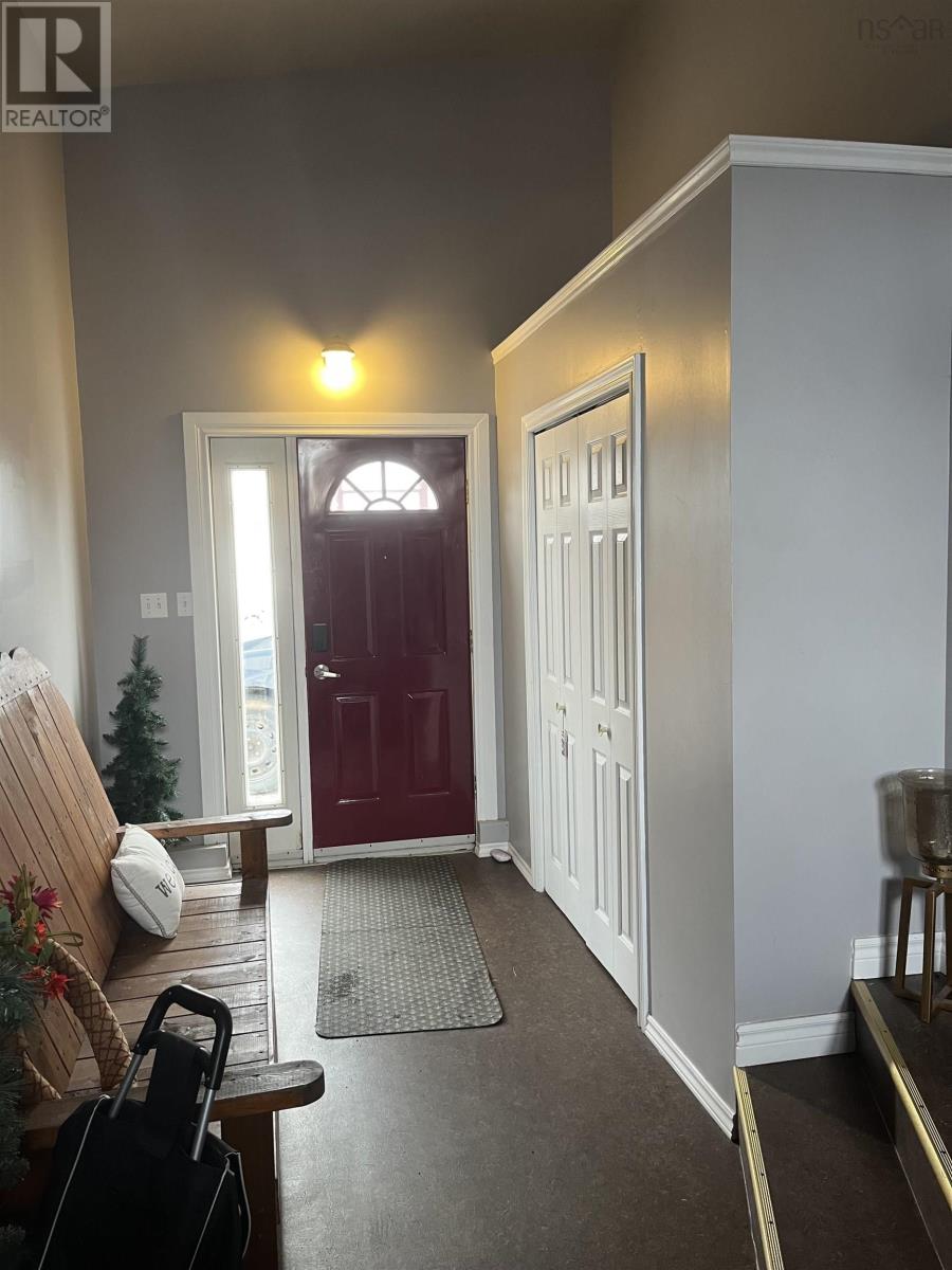 525 Phalen Road, Glace Bay, Nova Scotia  B1A 3B6 - Photo 12 - 202427050