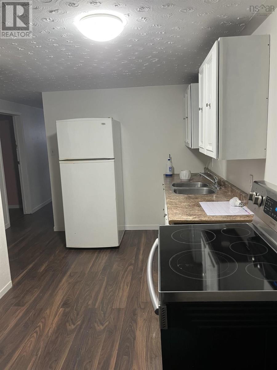 525 Phalen Road, Glace Bay, Nova Scotia  B1A 3B6 - Photo 32 - 202427050