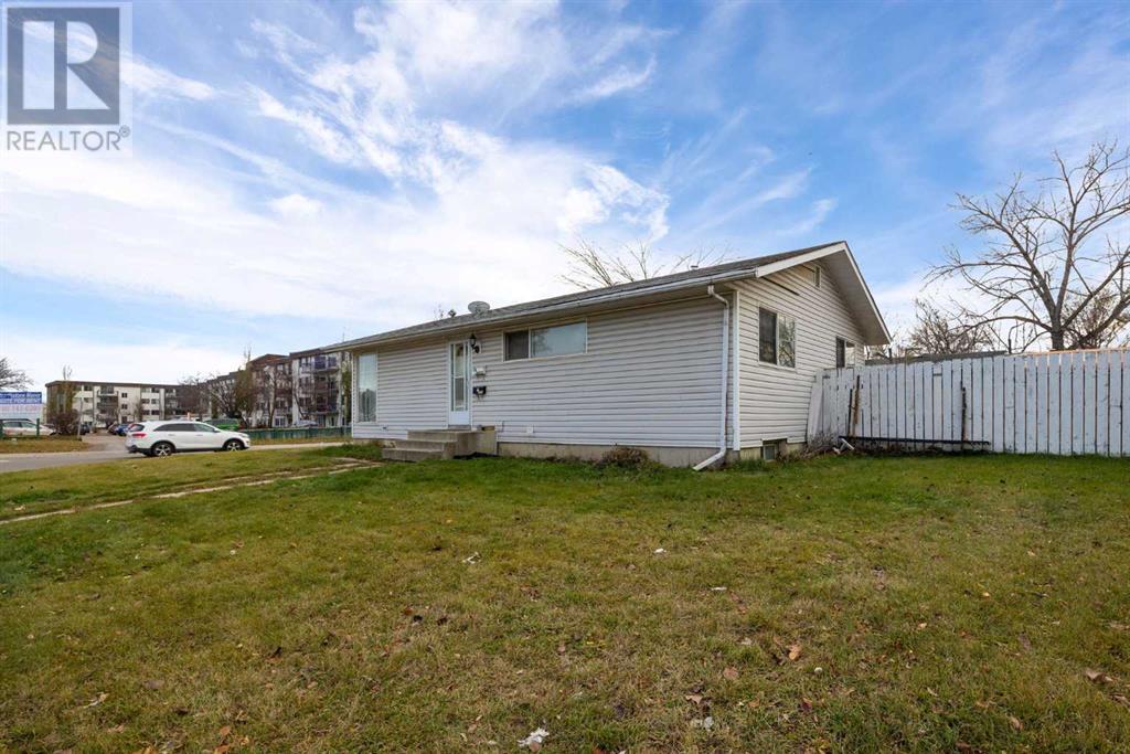 Property at 101 Fraser Avenue image 2