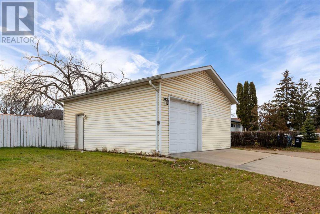 Property at 101 Fraser Avenue image 5