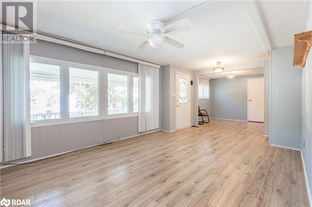 30 Flora Court, Stroud, Ontario  L9S 1R4 - Photo 14 - 40681315