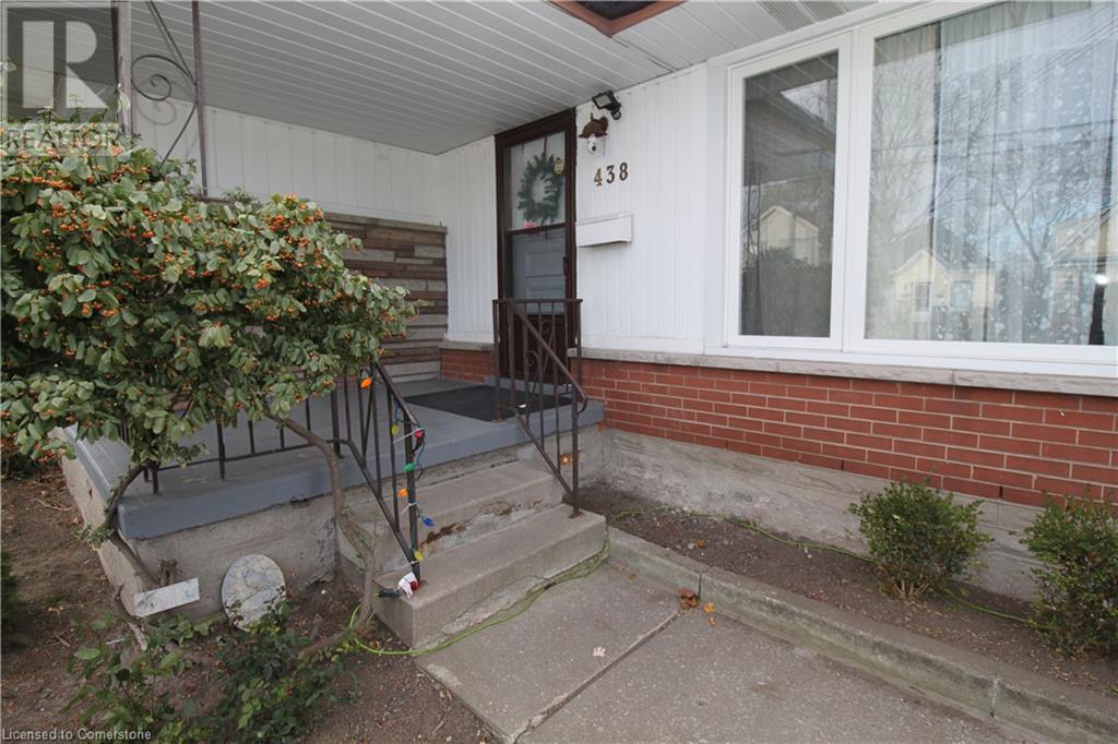 438 Inverness Avenue E Unit# 1, Hamilton, Ontario  L9A 1J3 - Photo 3 - 40682576