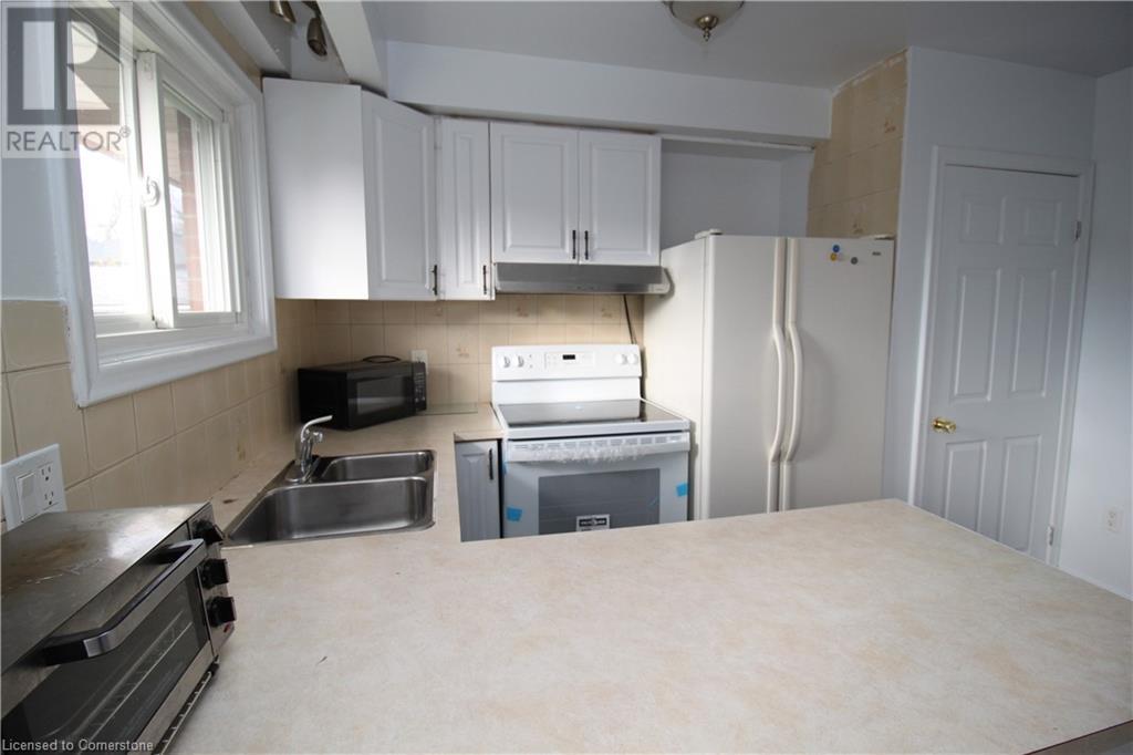 438 Inverness Avenue E Unit# 1, Hamilton, Ontario  L9A 1J3 - Photo 8 - 40682576