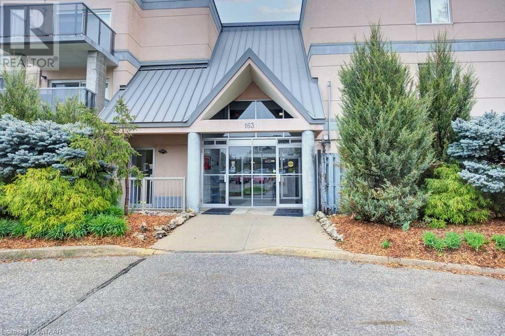 163 FERGUSON Drive Unit# 112, Woodstock, Ontario