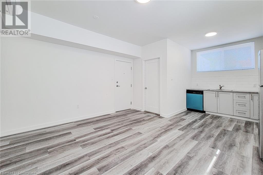 278 Crowland Avenue Unit# B2, Welland, Ontario  L3B 1X6 - Photo 8 - 40682346