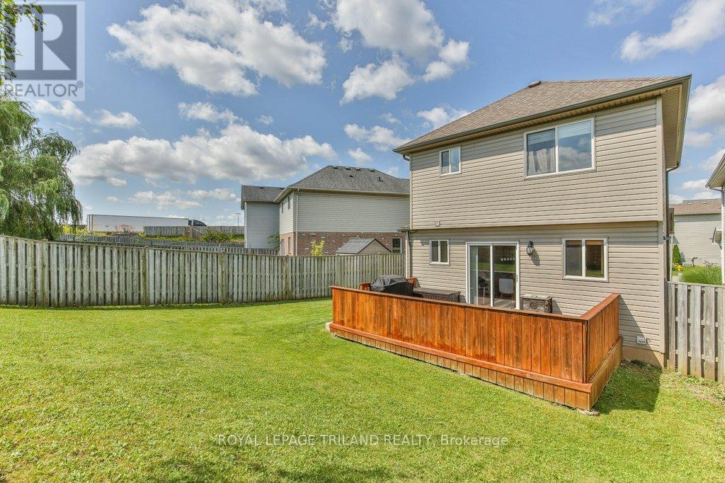 39 Phair Crescent, London, Ontario  N5Z 5B5 - Photo 32 - X11822386