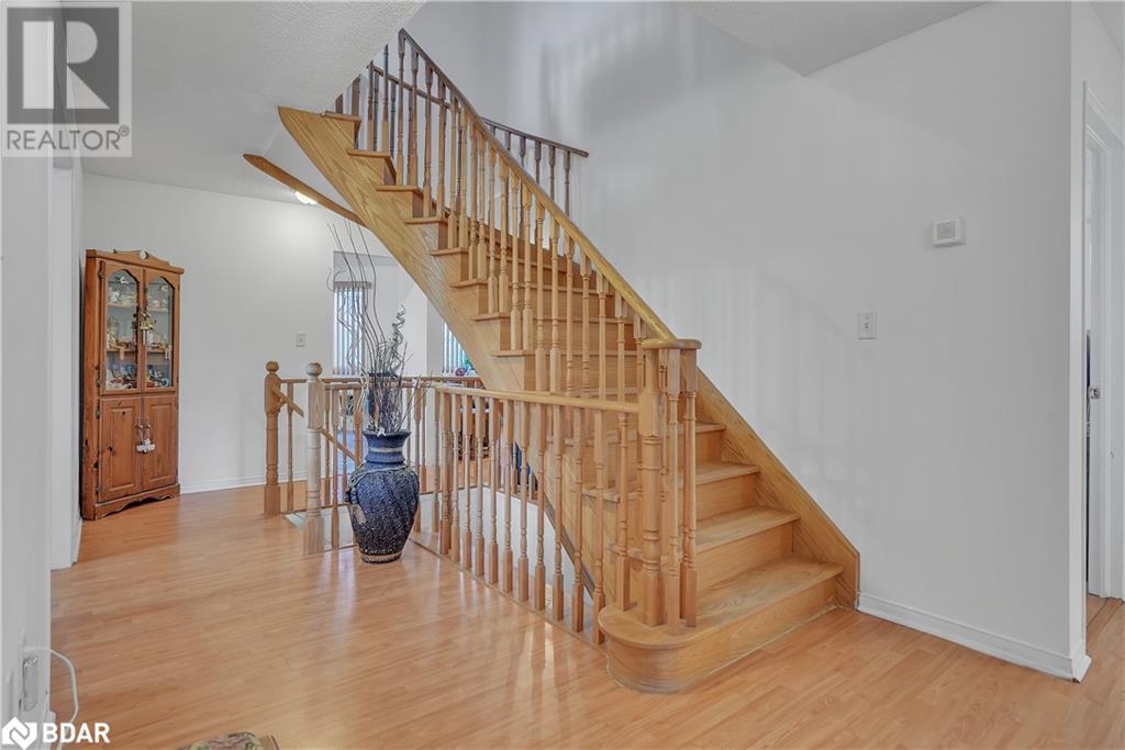 1 Farmstead Crescent, Barrie, Ontario  L4N 8S3 - Photo 6 - 40681605