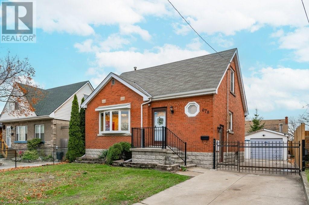 678 Brighton Avenue, Hamilton, Ontario  L8H 6H4 - Photo 2 - 40682497