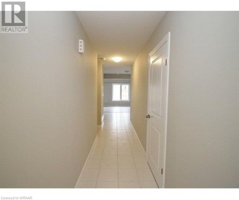 1337 Calais Drive Drive, Woodstock, Ontario  N4T 0L8 - Photo 4 - 40681859