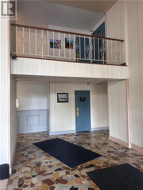 24 Midland Drive Unit# 301, Kitchener, Ontario  N2A 2A8 - Photo 2 - 40659645