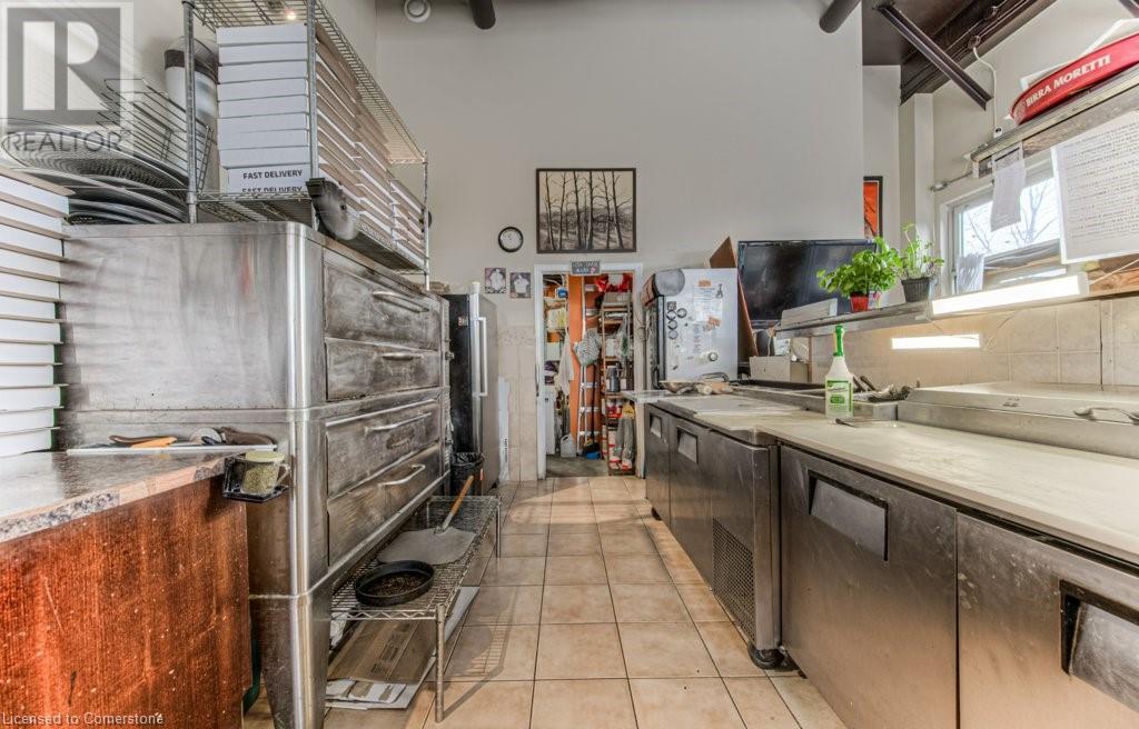 260 Doon South Drive Unit# 10, Kitchener, Ontario  N2P 2X3 - Photo 3 - 40682408