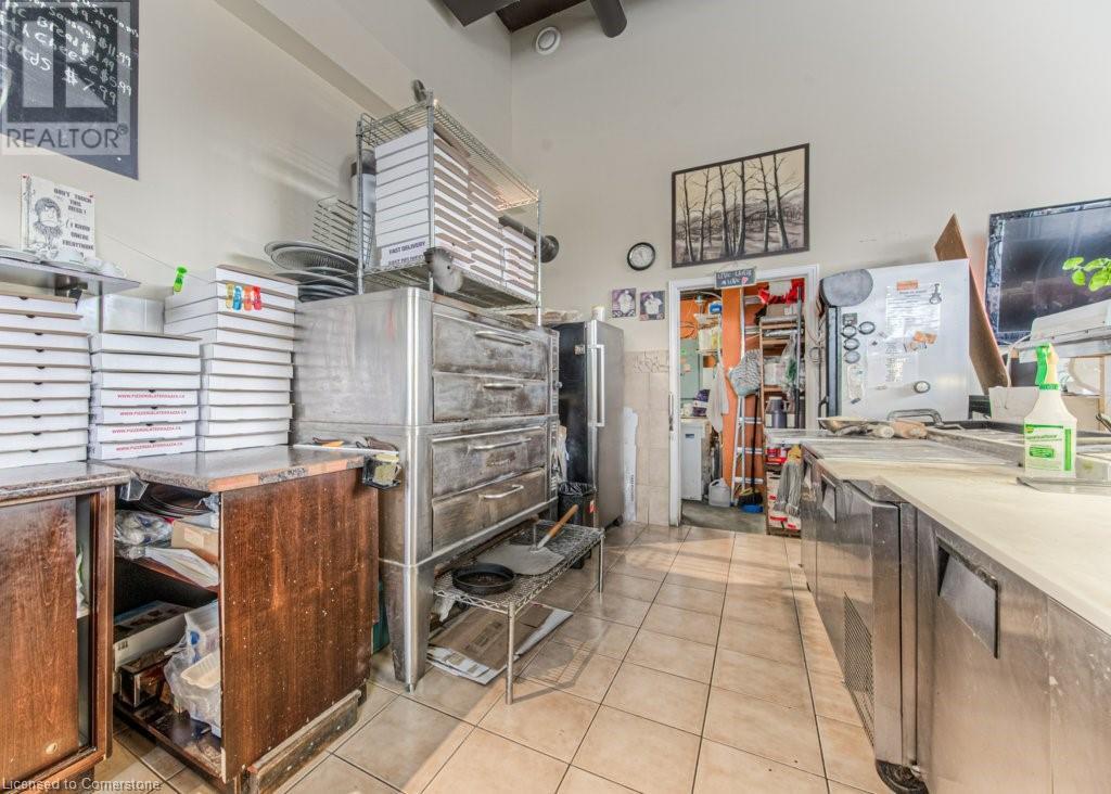 260 Doon South Drive Unit# 10, Kitchener, Ontario  N2P 2X3 - Photo 4 - 40682408