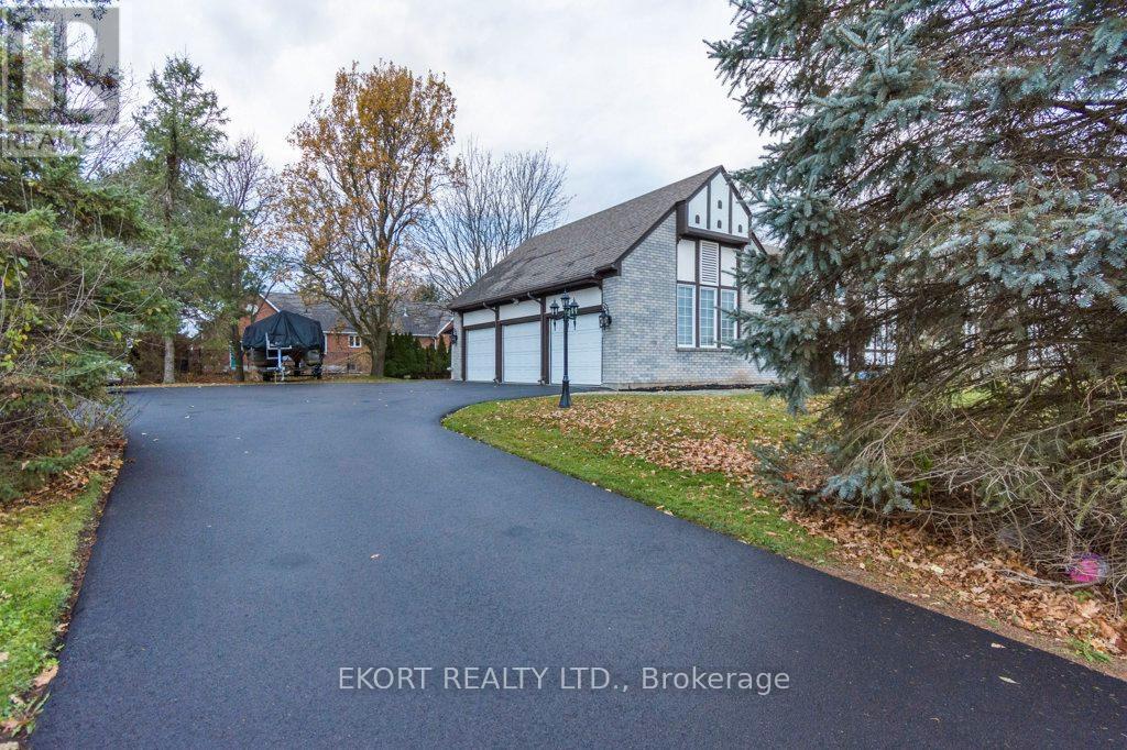 Property at 24 KAISER COURT image 3