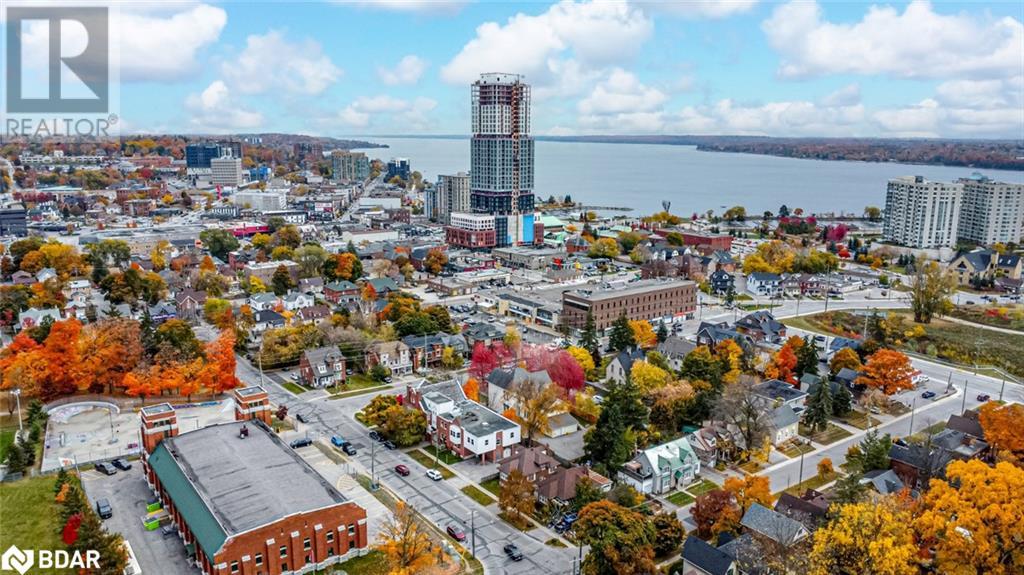 72 High Street, Barrie, Ontario  L4N 1W4 - Photo 2 - 40682350