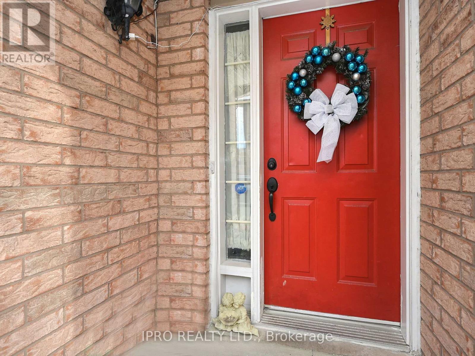 Property at 166 - 80 ACORN PLACE image 3