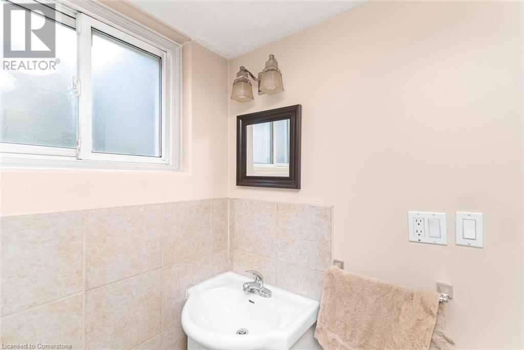 14 Calvert Avenue, Hamilton, Ontario  L8G 2K4 - Photo 30 - XH4202771