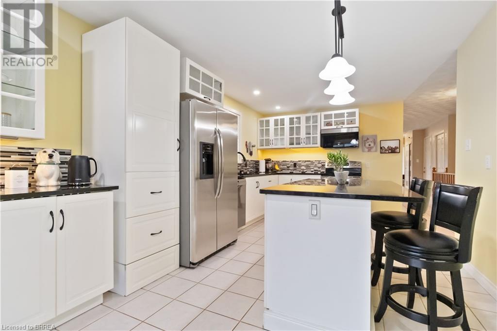 25 Killarney Street, Brantford, Ontario  N3T 6L4 - Photo 11 - 40681671