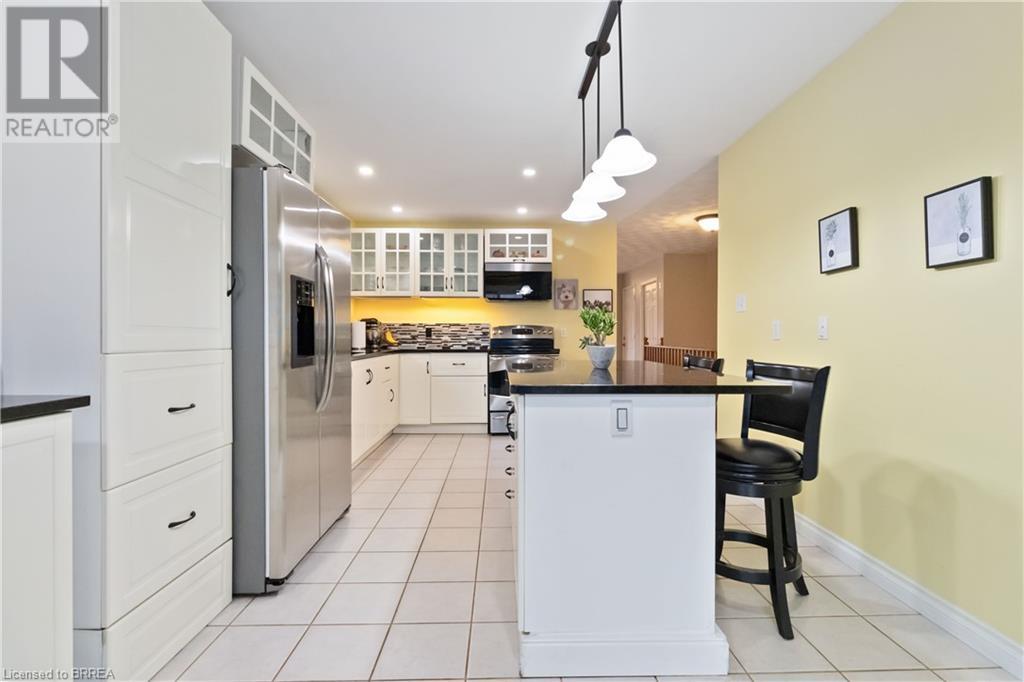 25 Killarney Street, Brantford, Ontario  N3T 6L4 - Photo 10 - 40681671