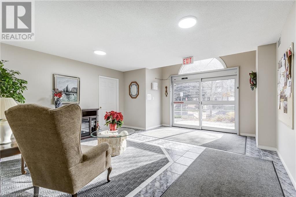 216 Plains Road W Unit# A402, Burlington, Ontario  L7T 4K8 - Photo 31 - 40682654