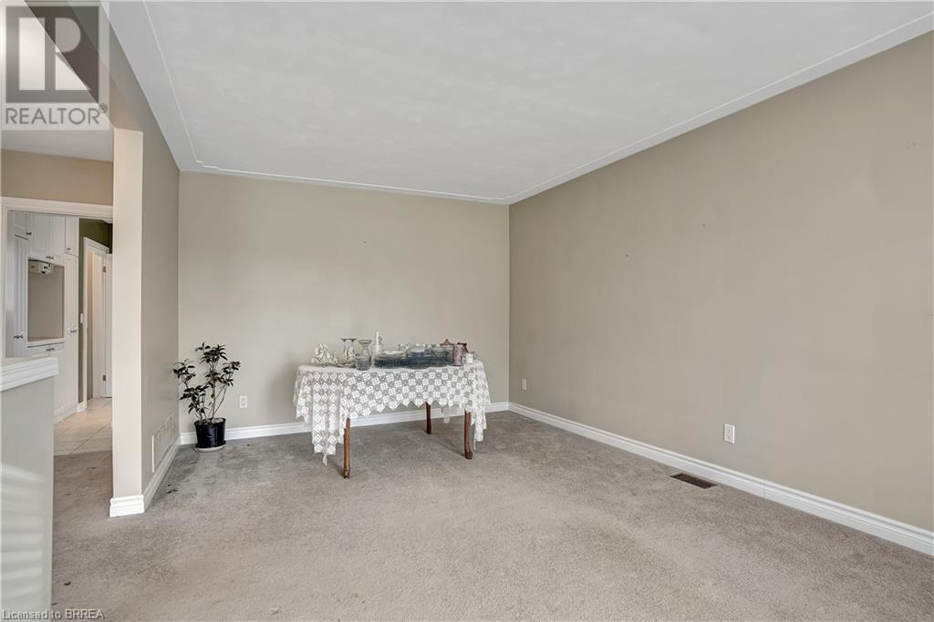 34 Wiltshire Drive, Brantford, Ontario  N3R 5A9 - Photo 11 - 40679576