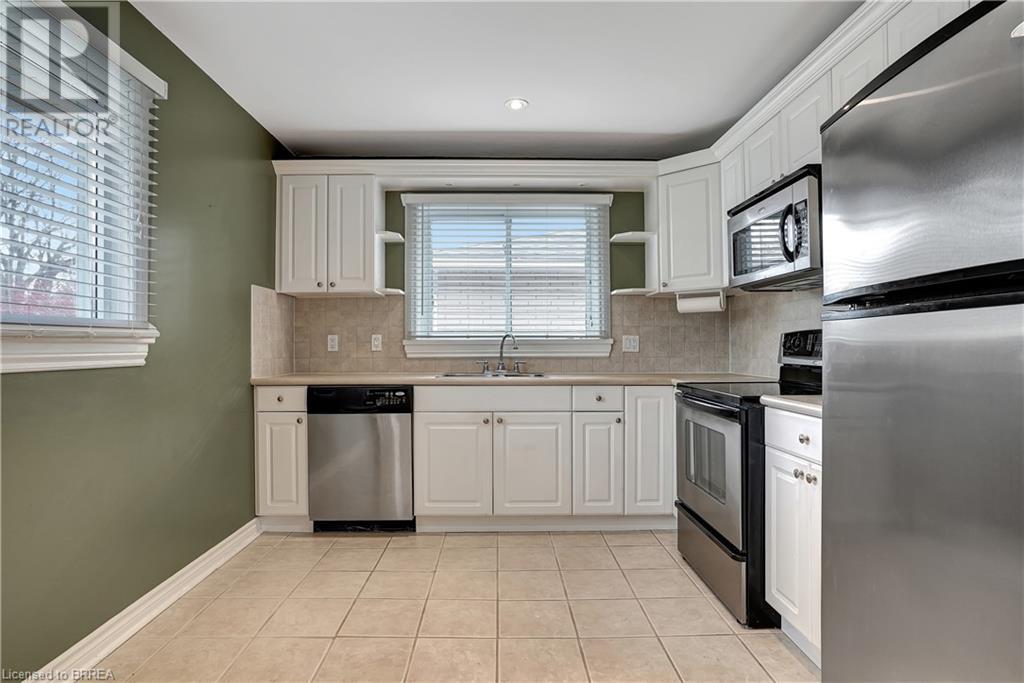 34 Wiltshire Drive, Brantford, Ontario  N3R 5A9 - Photo 14 - 40679576