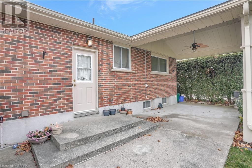 34 Wiltshire Drive, Brantford, Ontario  N3R 5A9 - Photo 33 - 40679576