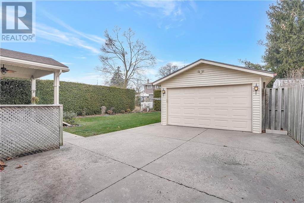 34 Wiltshire Drive, Brantford, Ontario  N3R 5A9 - Photo 7 - 40679576