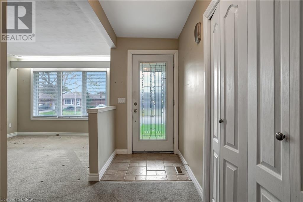 34 Wiltshire Drive, Brantford, Ontario  N3R 5A9 - Photo 8 - 40679576
