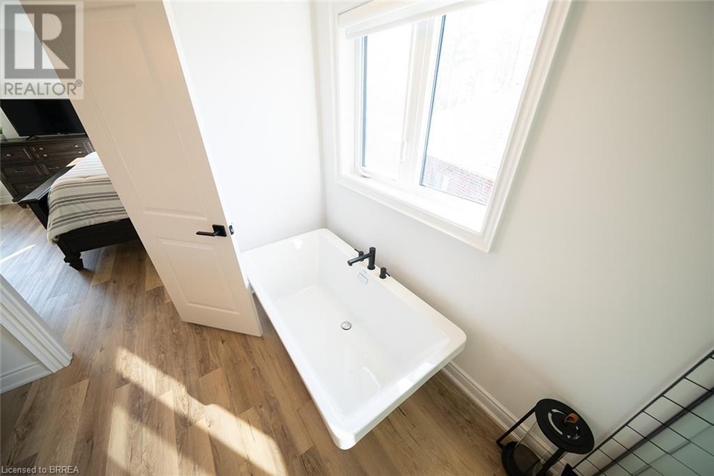 113 Daugaard Avenue, Paris, Ontario  N3L 0L6 - Photo 31 - 40682745