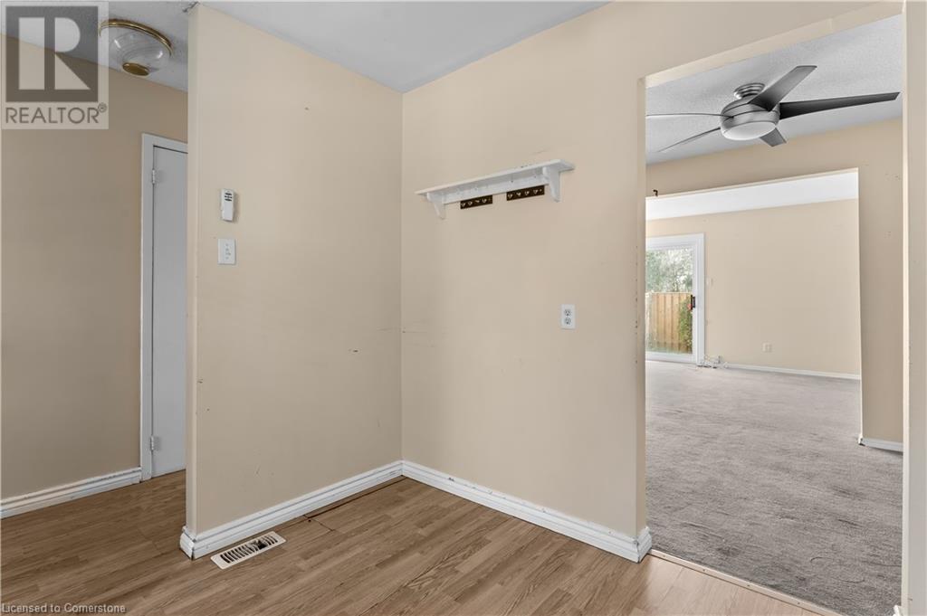 25 Bryna Avenue Unit# M, Hamilton, Ontario  L9A 4W9 - Photo 12 - 40682608