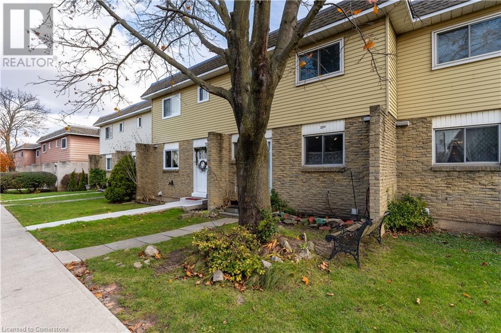 25 Bryna Avenue Unit# M, Hamilton, Ontario  L9A 4W9 - Photo 2 - 40682608