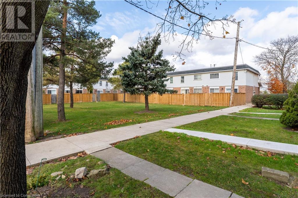 25 Bryna Avenue Unit# M, Hamilton, Ontario  L9A 4W9 - Photo 5 - 40682608