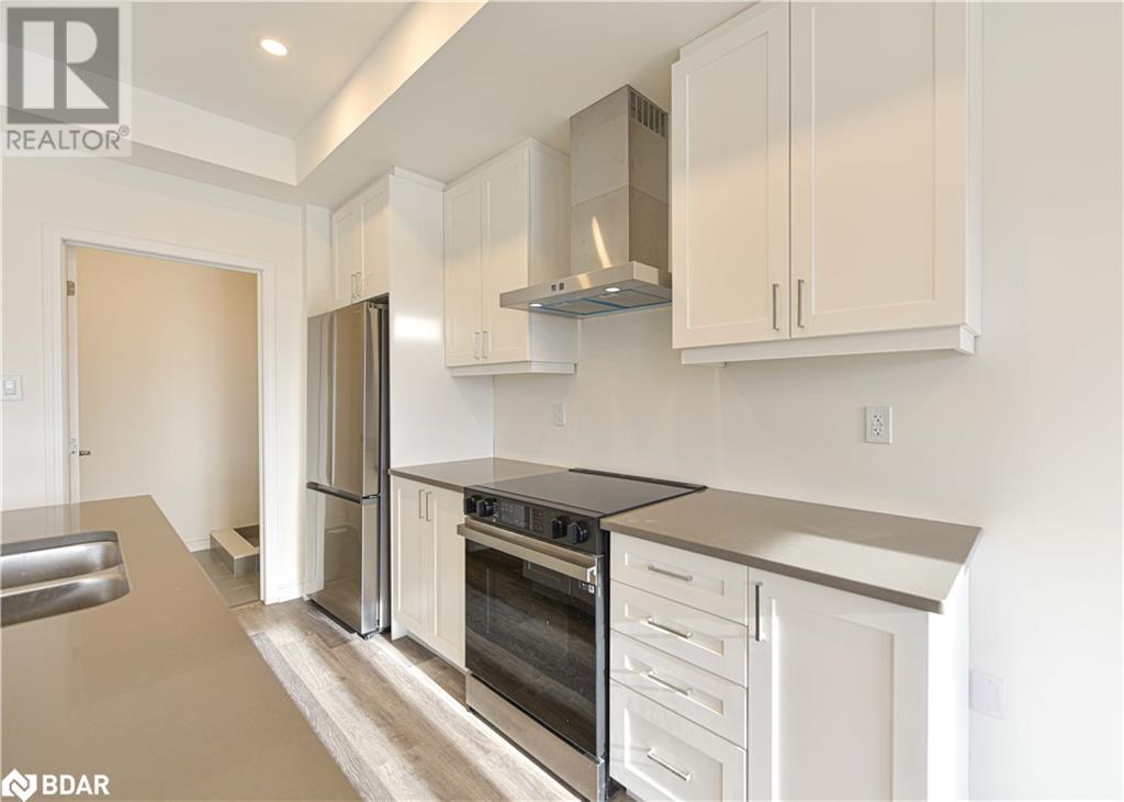 154 Elgin Street Street, Orillia, Ontario  L3V 8P6 - Photo 12 - 40675796