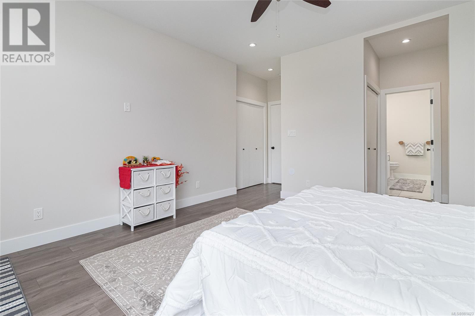 Property at 3765 Marjorie Way image 4