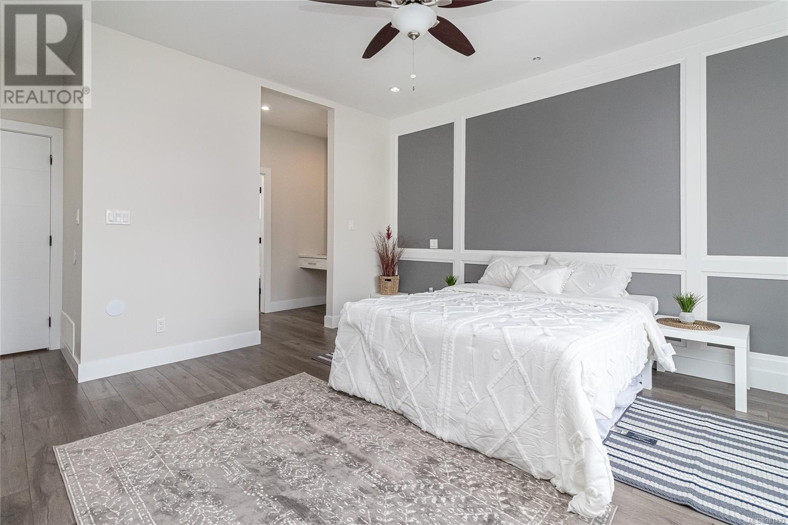 Property at 3765 Marjorie Way image 3