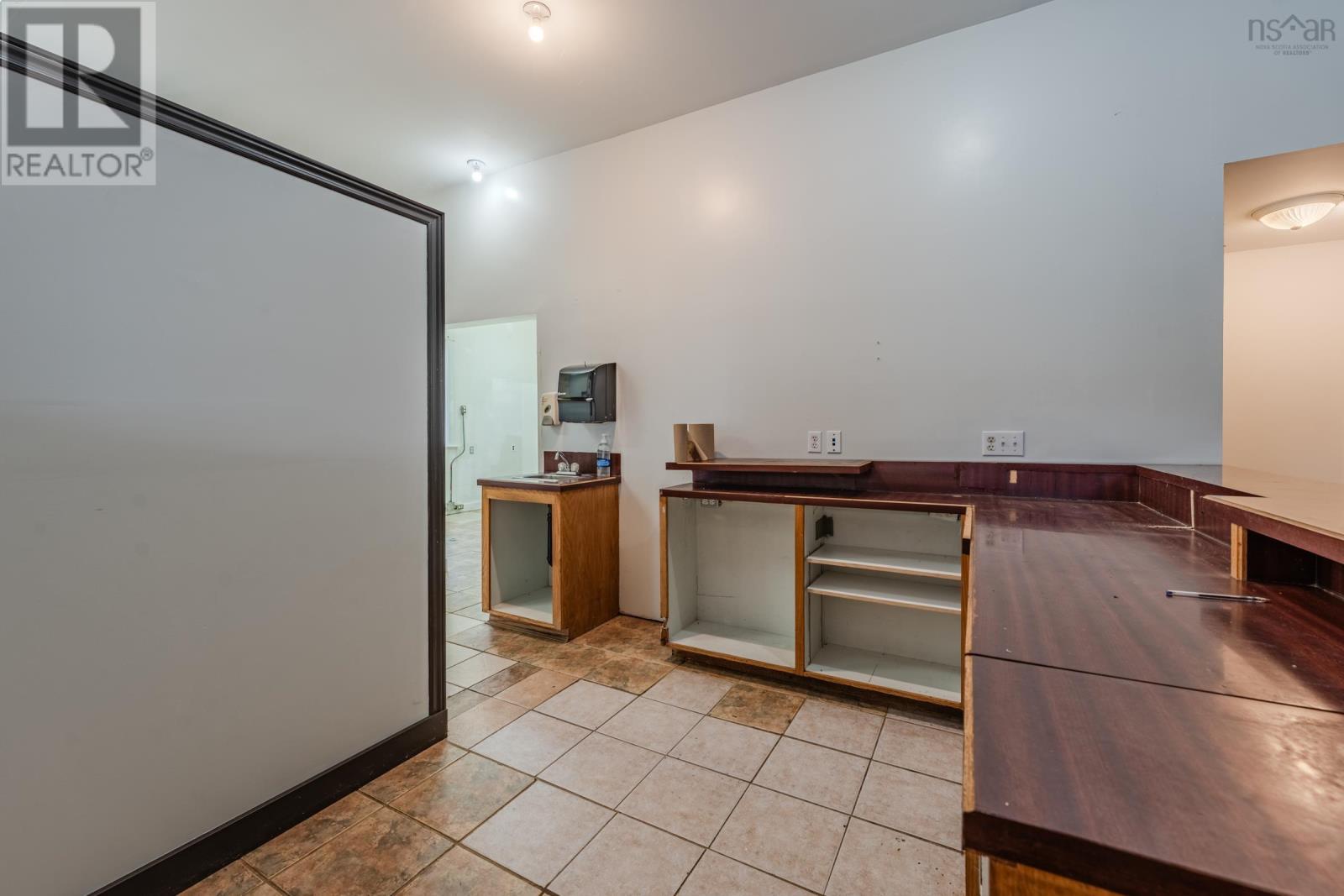 8837 Highway 1, Meteghan River, Nova Scotia  B0W 2L0 - Photo 18 - 202427529