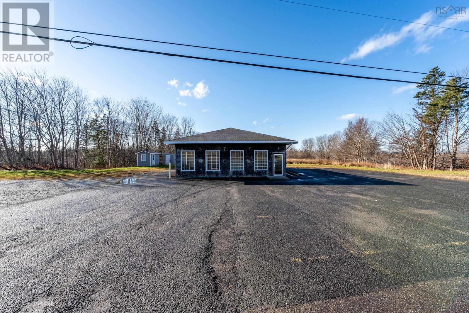 8837 Highway 1, Meteghan River, Nova Scotia  B0W 2L0 - Photo 2 - 202427529