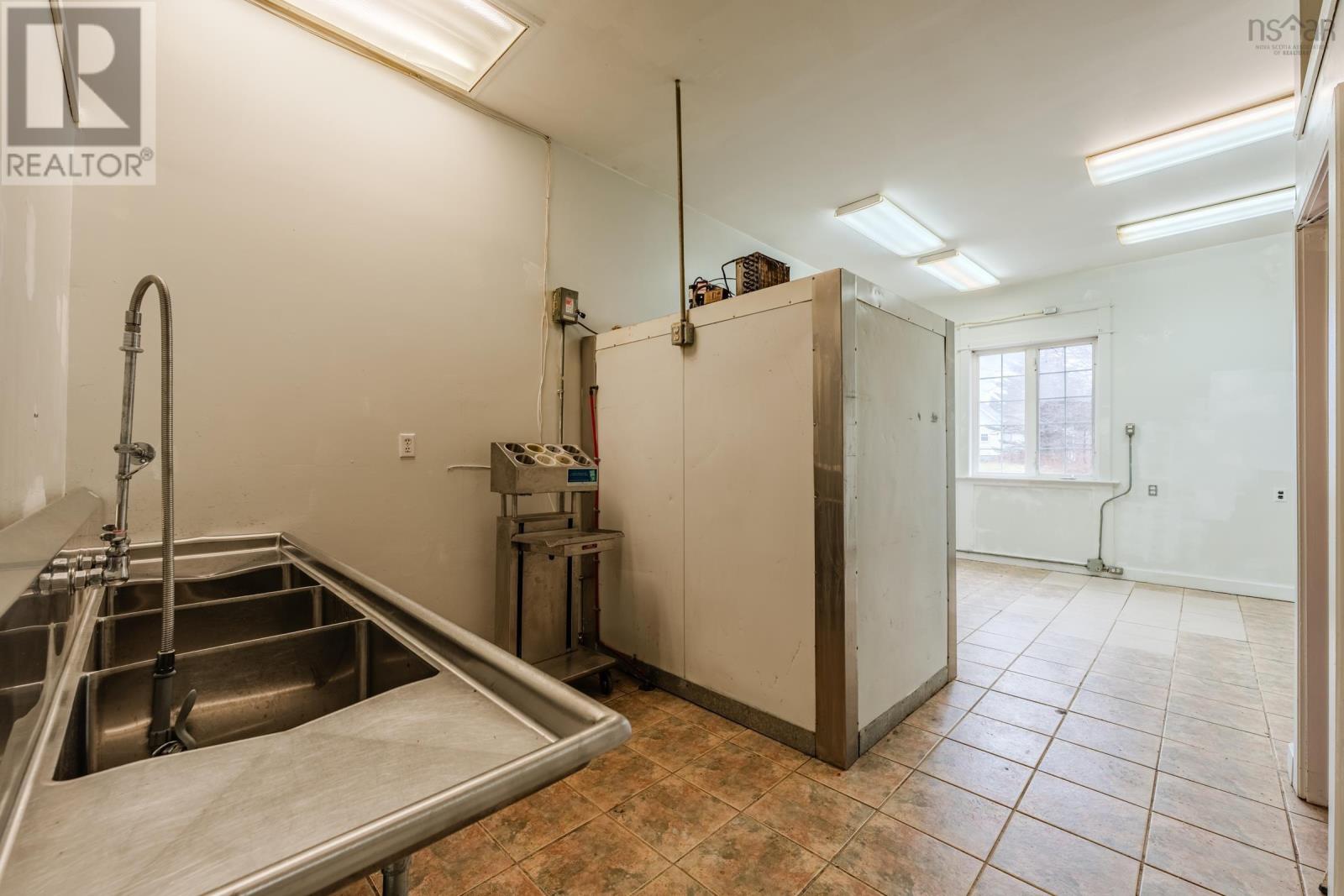 8837 Highway 1, Meteghan River, Nova Scotia  B0W 2L0 - Photo 26 - 202427529