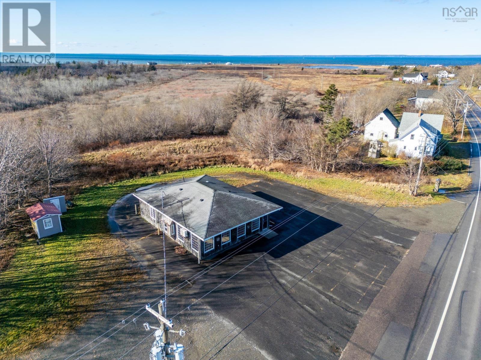 8837 Highway 1, Meteghan River, Nova Scotia  B0W 2L0 - Photo 38 - 202427529