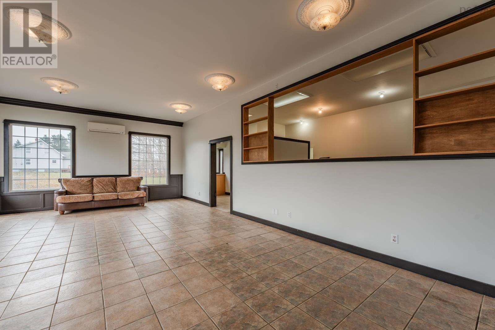 8837 Highway 1, Meteghan River, Nova Scotia  B0W 2L0 - Photo 9 - 202427529