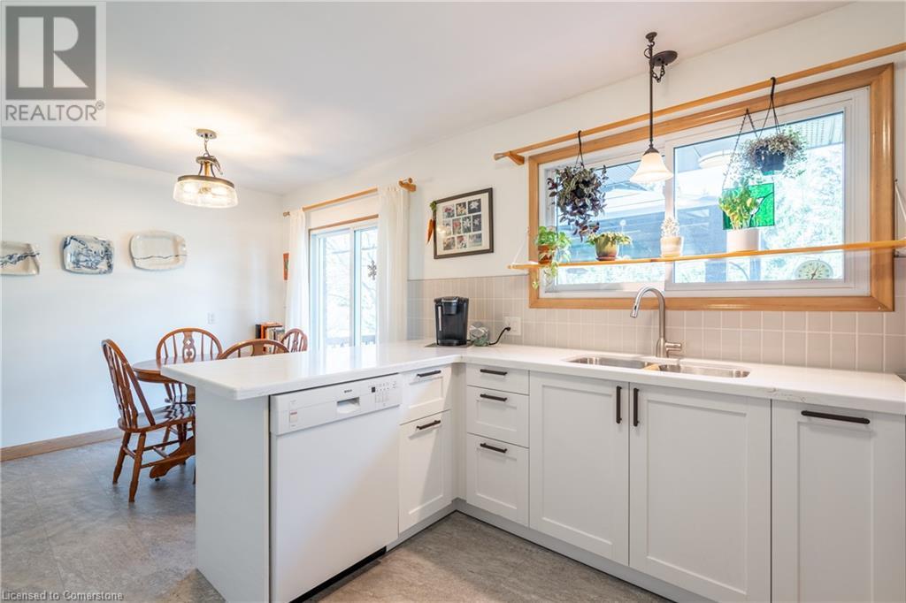 15 Colbeck Drive, Welland, Ontario  L3C 5B4 - Photo 10 - 40682590