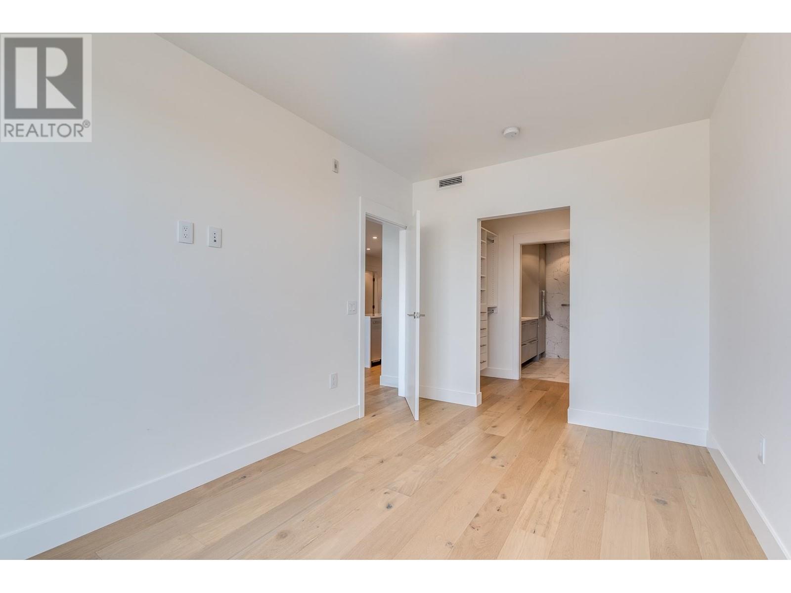 Listing Picture 13 of 38 : 404 2485 LARCH STREET, Vancouver / 溫哥華 - 魯藝地產 Yvonne Lu Group - MLS Medallion Club Member