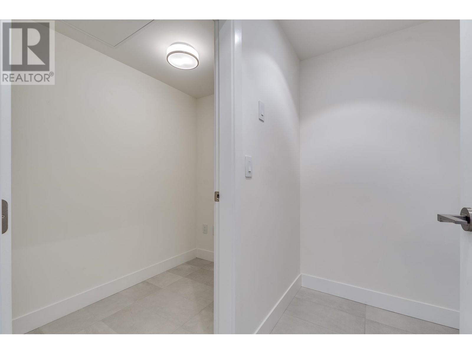 Listing Picture 16 of 38 : 404 2485 LARCH STREET, Vancouver / 溫哥華 - 魯藝地產 Yvonne Lu Group - MLS Medallion Club Member