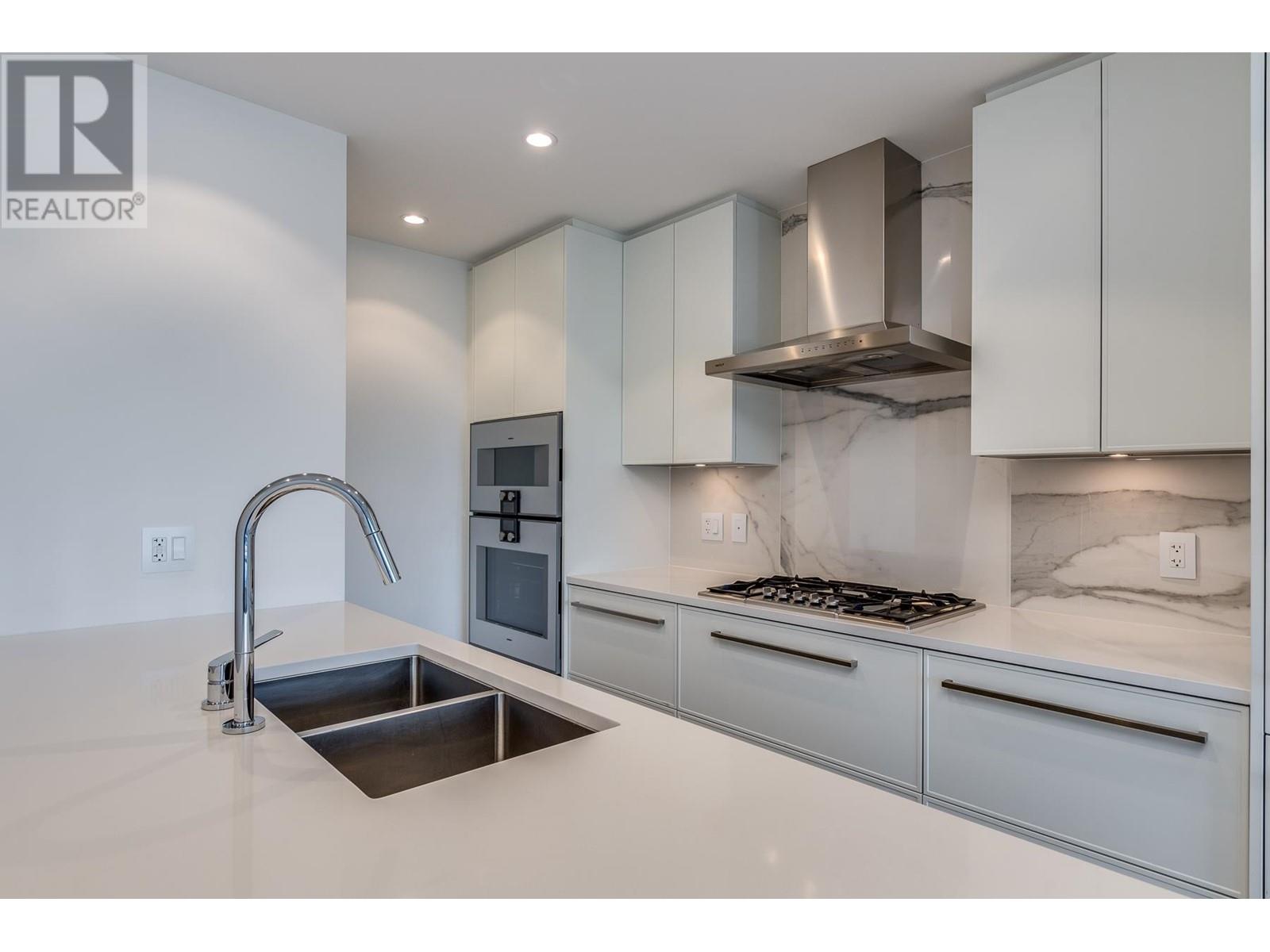 Listing Picture 19 of 38 : 404 2485 LARCH STREET, Vancouver / 溫哥華 - 魯藝地產 Yvonne Lu Group - MLS Medallion Club Member