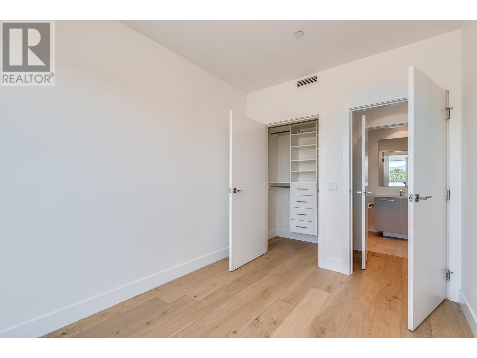 Listing Picture 22 of 38 : 404 2485 LARCH STREET, Vancouver / 溫哥華 - 魯藝地產 Yvonne Lu Group - MLS Medallion Club Member