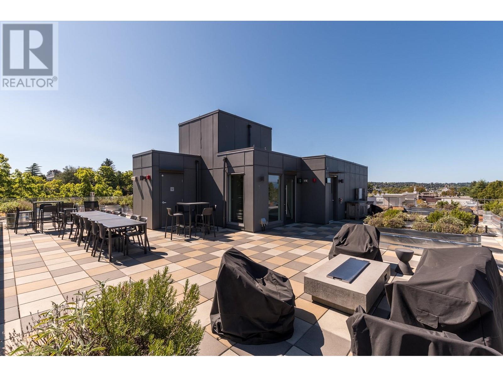 Listing Picture 31 of 38 : 404 2485 LARCH STREET, Vancouver / 溫哥華 - 魯藝地產 Yvonne Lu Group - MLS Medallion Club Member