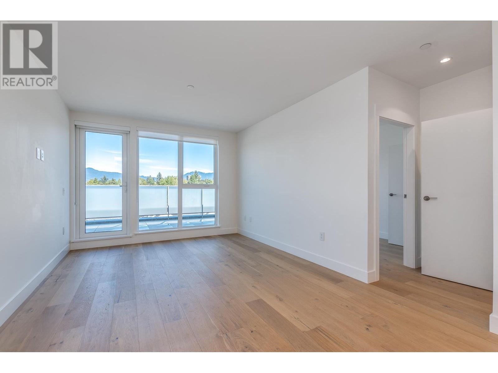 Listing Picture 4 of 38 : 404 2485 LARCH STREET, Vancouver / 溫哥華 - 魯藝地產 Yvonne Lu Group - MLS Medallion Club Member