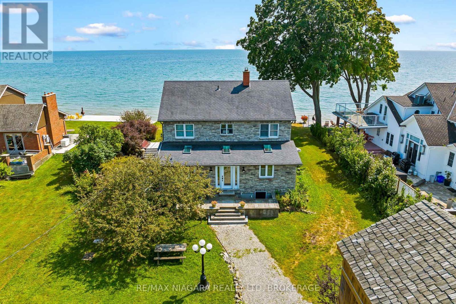 Property at 11825 LAKESHORE ROAD image 2